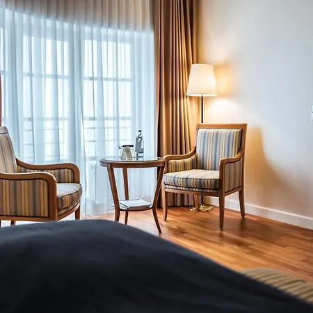 Romantik Kleber Post 4*