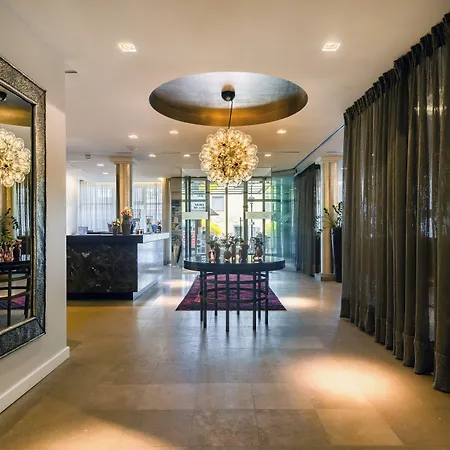 Romantik Kleber Post