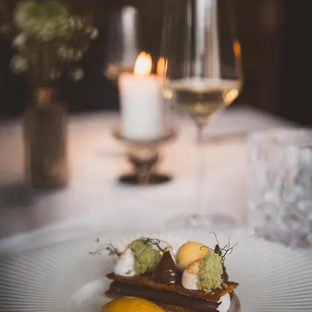 Hotel Romantik Kleber Post 4*