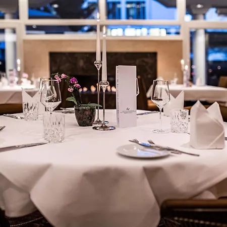 Romantik Kleber Post 4*